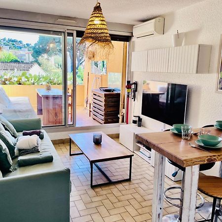 Cosy Deux Pieces Pour 4 Personnes En Centre Ville Classe Cavalaire-sur-Mer Exteriör bild
